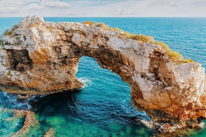 Bootstour von Cala Figuera nach Calo de Moro, S'almonia, Cala Màrmols. Mallorca.
